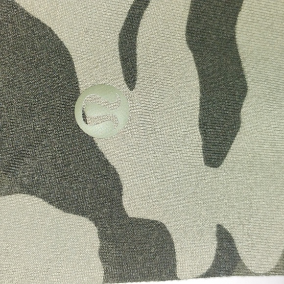 lululemon athletica Ready to Rulu High Rise Jogger. Womens size 8. Green Camo. - Picture 6 of 13